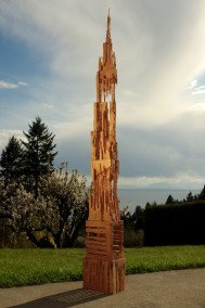 La Gloriosa    (Douglas Fir,wood glue, 227.5cm x 28cm x 18cm, Dirk Marwig 2013)