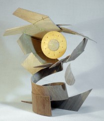 Margareta (-Plywood construction-plywood and fishing line, 48.5cm x 28.5cm x 38cm, Dirk Marwig 2014)